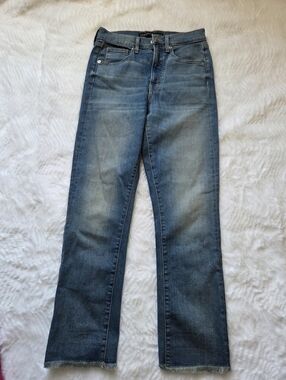 Veronica Beard Medium Blue Slim Straight-Leg Jeans High Rise Size 27/4 27"
